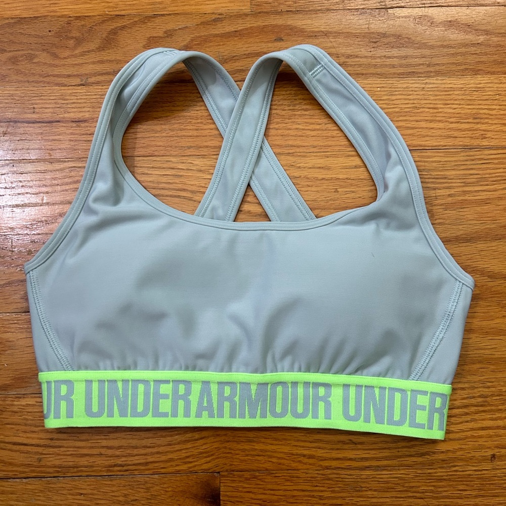 Under Armour Crossover Sports Bra | Small